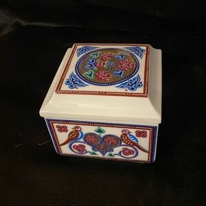 Elizabeth Arden Byzantium Collection vintage​